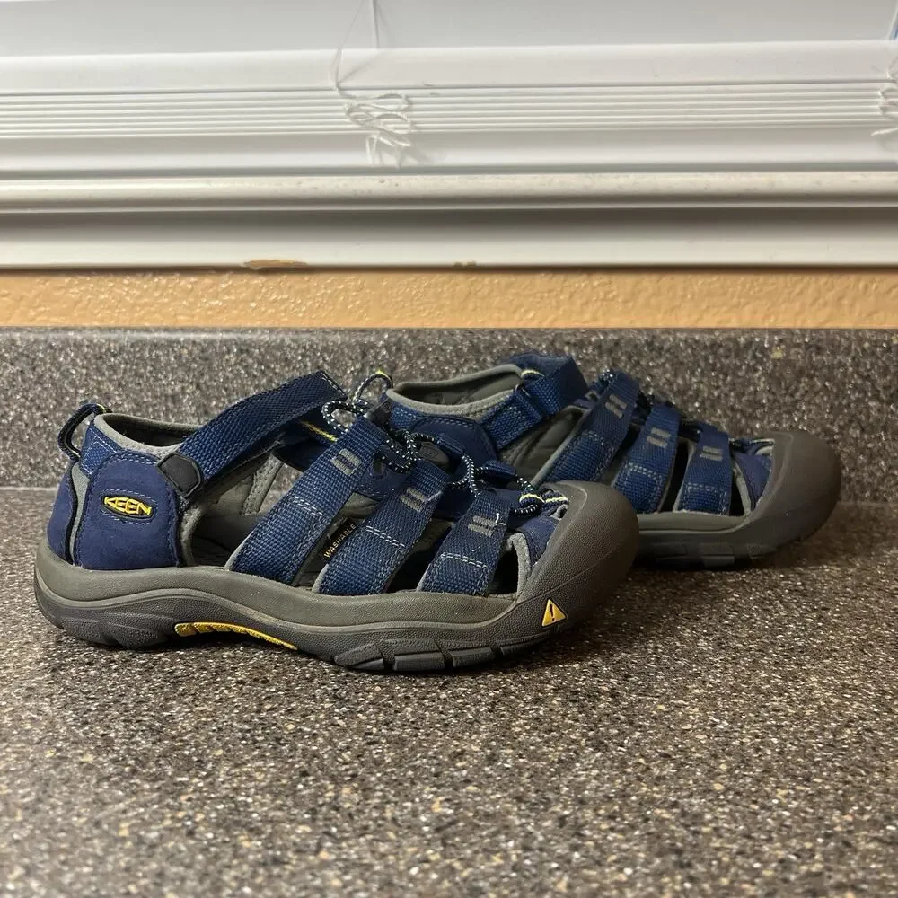 Keen Newport H2 Sandals Kids Size 4 Summer Comfort Outdoor Navy Blue Waterproof